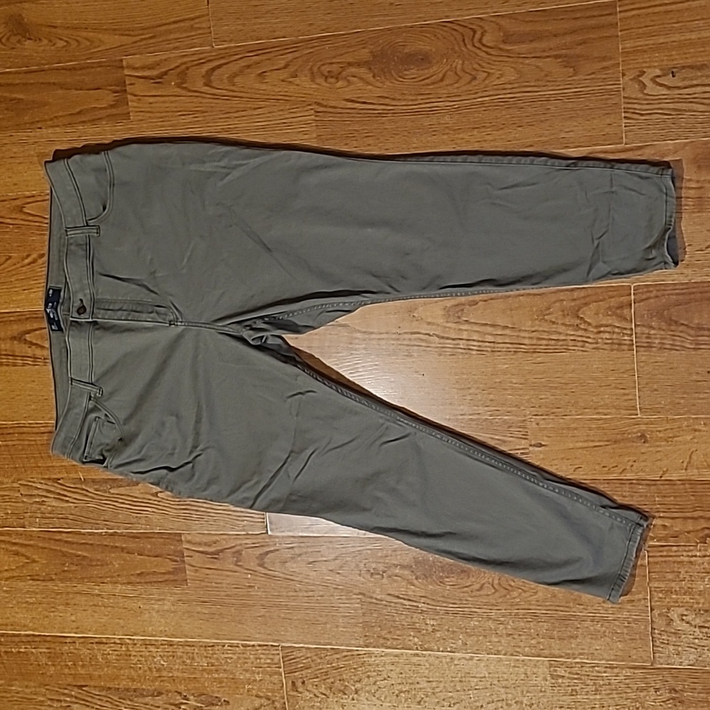 Hollister Women's Pant size 20R